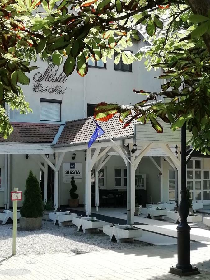 Siesta Club Apartman هاركاني المظهر الخارجي الصورة